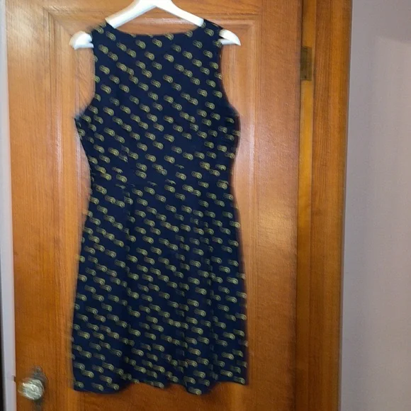 JCrew Factory V-neck button front dress in linen/cotton; Sz 6; style L6981; navy - Picture 8 of 12